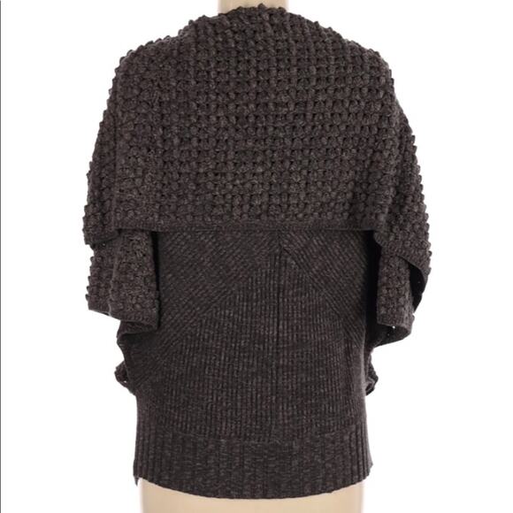 Line the Label brown popcorn ribbed button dolman short sleeve cardigan medium - Picture 3 of 10